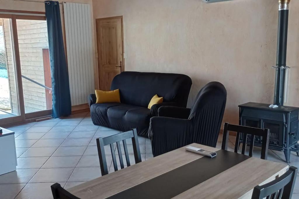 Chalet 2 Chambres En Savoie Pour 1 A 4 Personnes Gerbaix Eksteriør billede