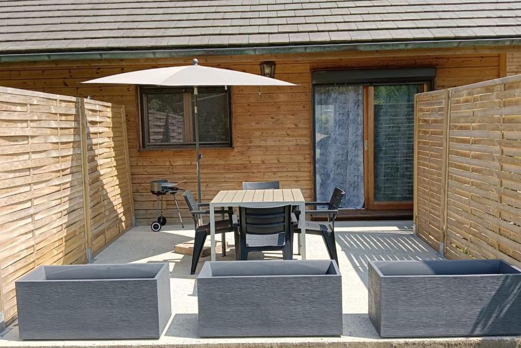 Chalet 2 Chambres En Savoie Pour 1 A 4 Personnes Gerbaix Eksteriør billede